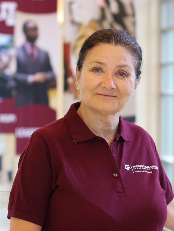 Dr. Marisa Suhm